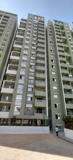 2 BHK + Pooja Room Apartment For Sale in Gini Vivante