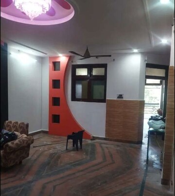 Bathroom in 2 BHK Apartment at Hazratganj – for Rent