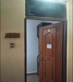 2 BHK + Pooja Room Apartment For Rent in Hazratganj
