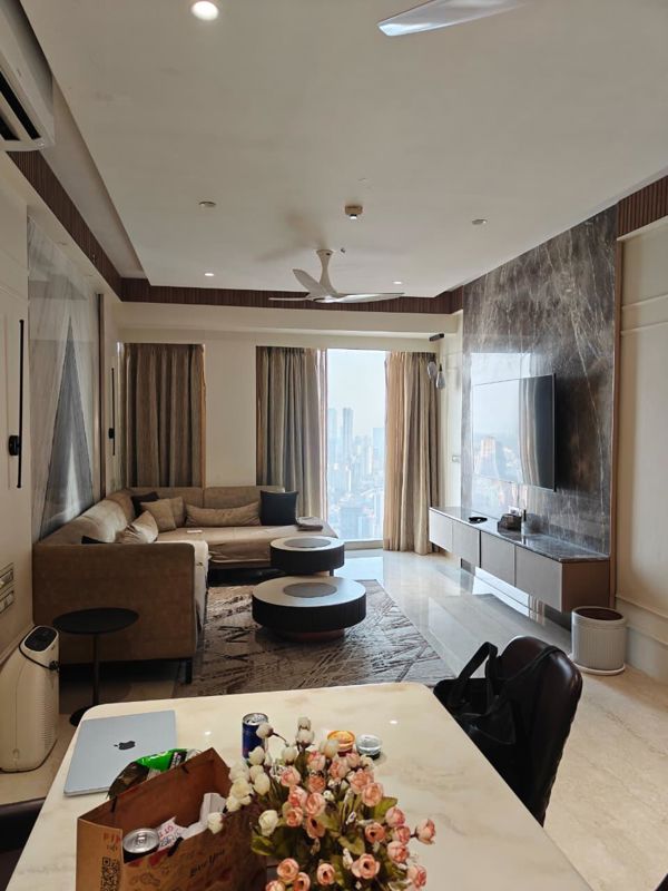 3 BHK + Pooja Room,Servant Room Apartment For Rent in Lodha Kiara