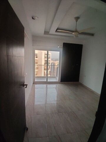 Room in 2 BHK Apartment at Town Park White Orchid, Sector 16c Greater Noida – for Sale