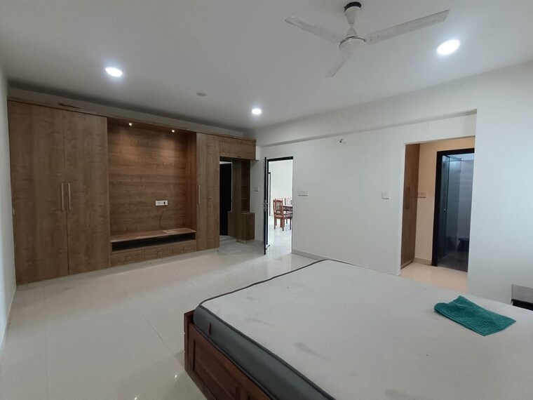 Room, somajiguda 3 Bedroom 1750 Sq.Ft. Apartment In Somajiguda Hyderabad 9972988