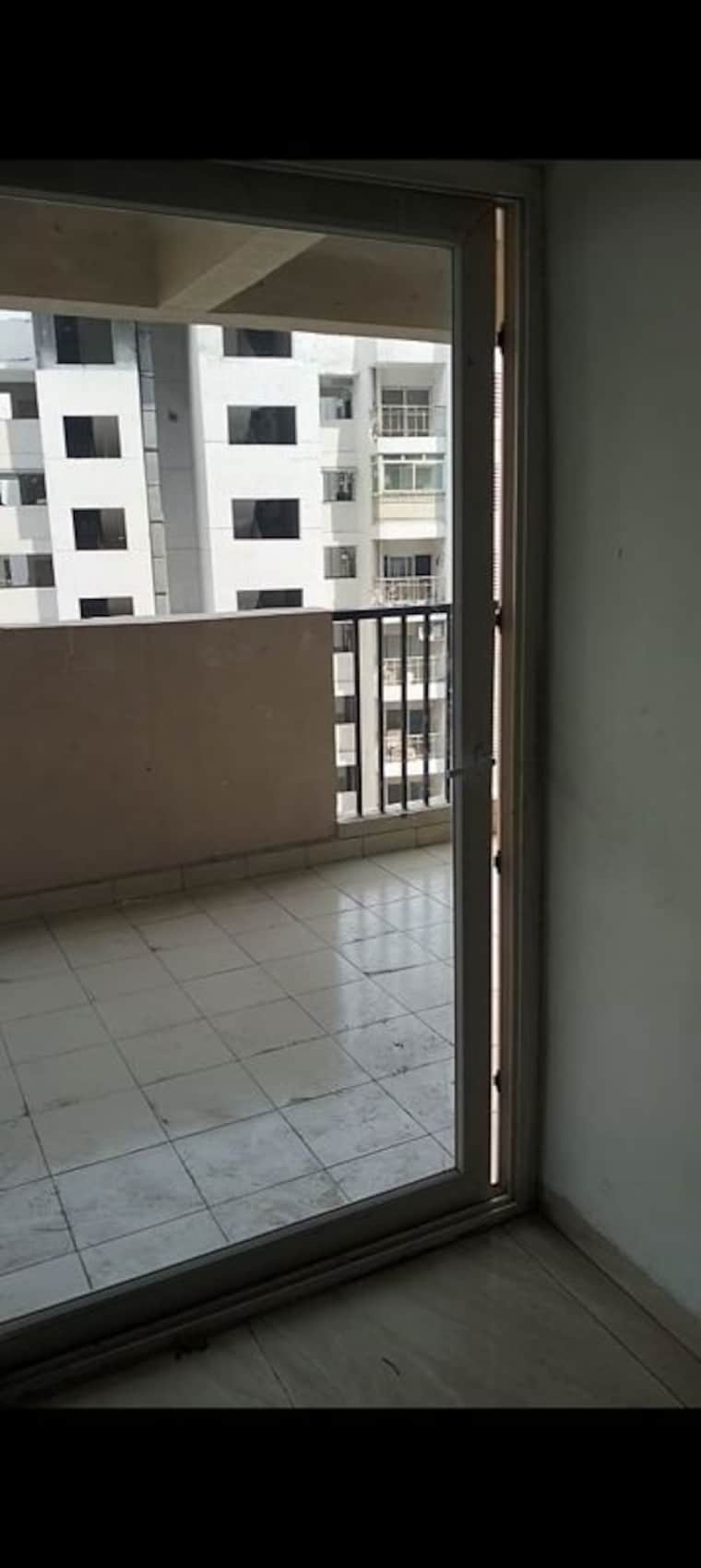 Balcony, amrapali-centurian-park-phase-ii 3 Bedroom 1535 Sq.Ft. Apartment In Tech Zone 4 Greater Noida Greater Noida 9972991