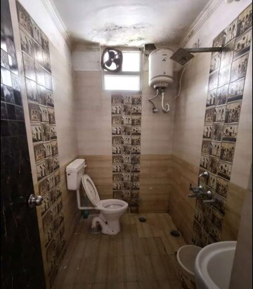 Bathroom in 3 BHK Apartment at Gomti Nagar – for Rent