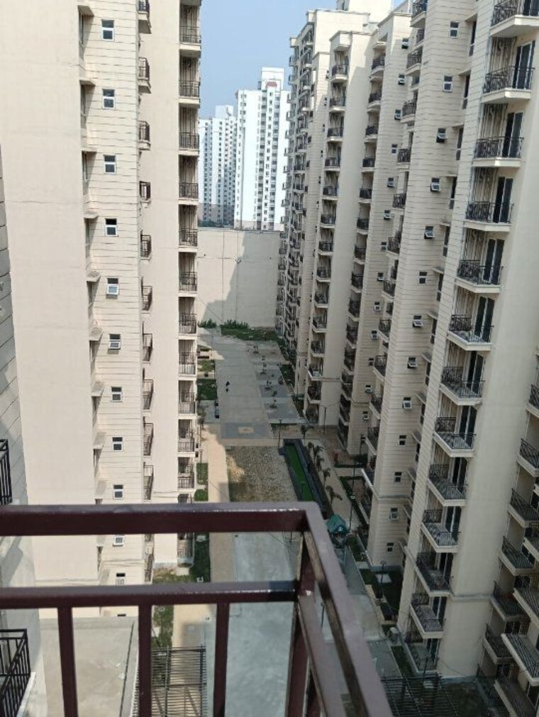 Exterior View, signature-the-millennia-3 2 Bedroom 687 Sq.Ft. Apartment In Sector 37d Gurgaon 9743055