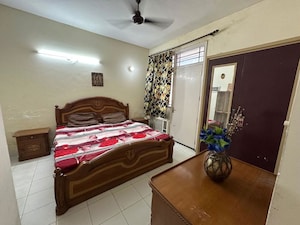 Bedroom in 2 BHK Builder Floor at Sushant Lok 2, Sector 57 – for Rent