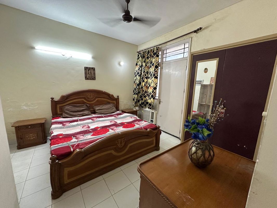 2 BHK + Pooja Room Builder Floor For Rent in Ardee City