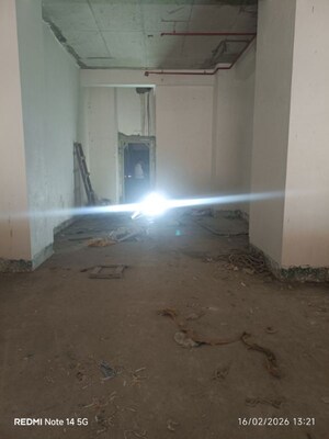 Room in  Shop at Lakhani Empire Dynasty, Panch Pakhadi – for Rent