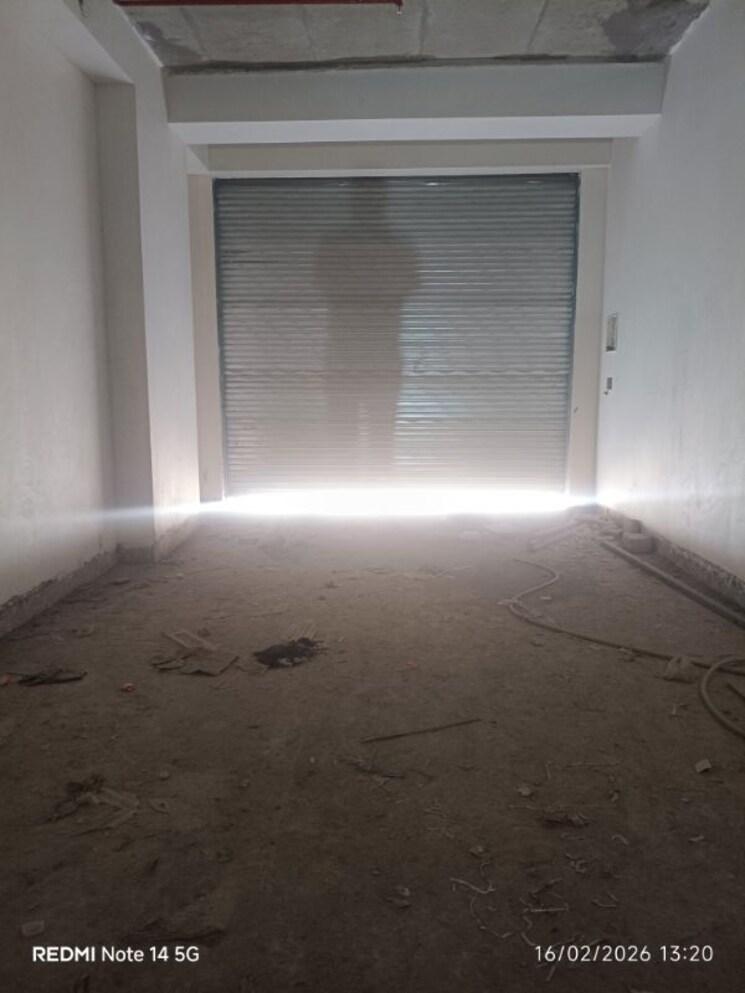 Room, lakhani-empire-dynasty Commercial Shop 800 Sq.Ft. In Panch Pakhadi Thane 9973027