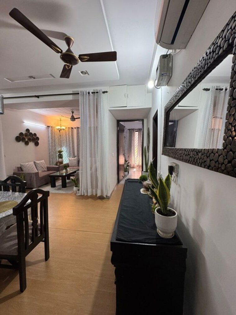 Gym, vastu-apartments 4 Bedroom 3000 Sq.Ft. Villa In Sector 55 Gurgaon 9973034