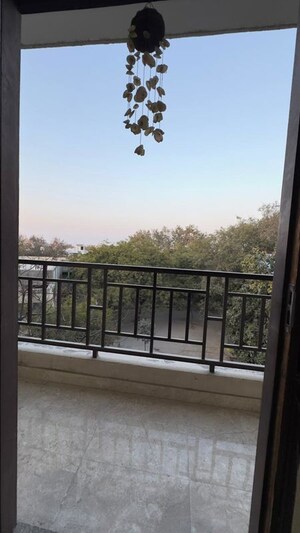 Balcony in 1 BHK Builder Floor at Chattarpur – for Rent