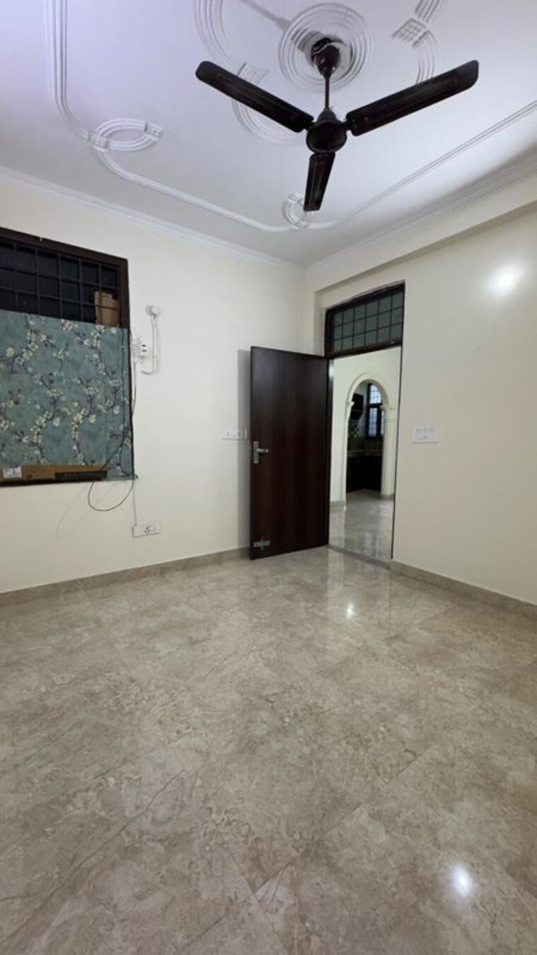 Room, chattarpur 1 Bedroom 450 Sq.Ft. Builder Floor In Chattarpur Delhi 9973069