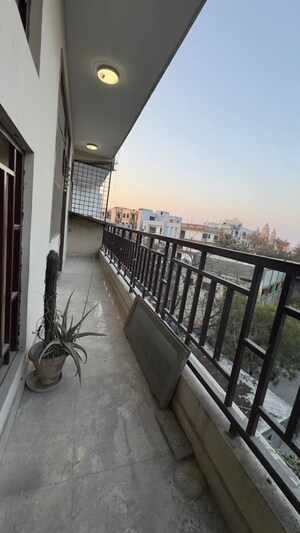 Balcony in 1 BHK Builder Floor at Chattarpur – for Rent