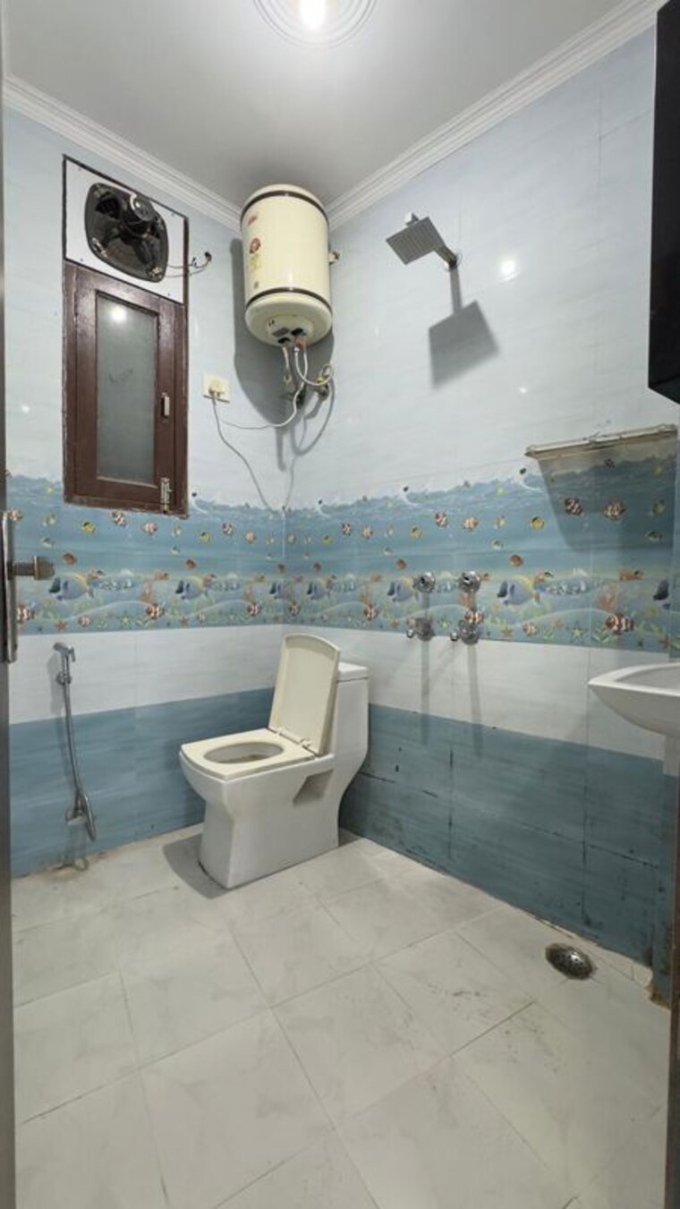 Bathroom, chattarpur 1 Bedroom 450 Sq.Ft. Builder Floor In Chattarpur Delhi 9973069