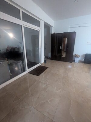 Room in 3.5 BHK Apartment at Arge Urban Bloom, Yeshwanthpur – for Rent