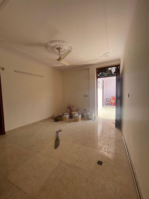 2 BHK + Servant Room Builder Floor For Rent in Chattarpur