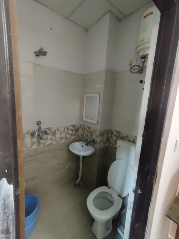 Bathroom, mansarovar 6+ Bedroom 200 Sq.Mt. Independent House In Mansarovar Jaipur 9973082