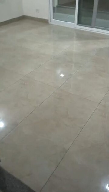 Furnished Amenities in 4 BHK Apartment at Wave City, Wave City – for Rent