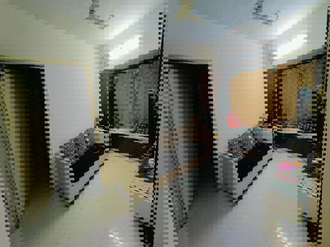 1 BHK 315 Sq.Ft. Apartment in Century Tower