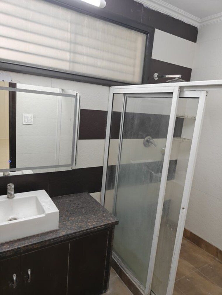 Attached Bathroom, model town 4 Bedroom 3250 Sq.Ft. Builder Floor In Model Town Delhi 9973106