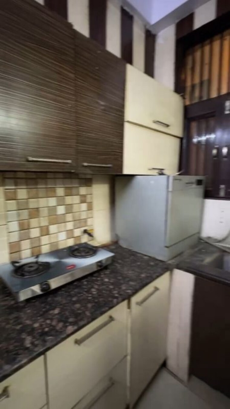Kitchen, niti khand i 2 Bedroom 850 Sq.Ft. Builder Floor In Niti Khand I Ghaziabad 9973108