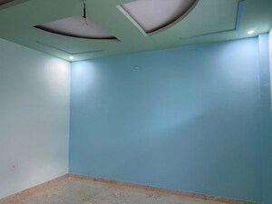 Room in 3 BHK Independent House at Bijnor Road – for Sale