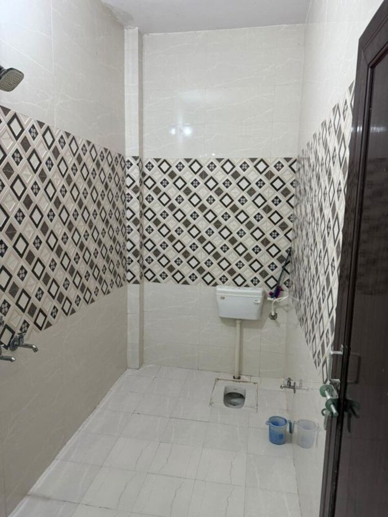 Bathroom, bijnor road 3 Bedroom 1250 Sq.Ft. Independent House In Bijnor Road Lucknow 9973123