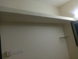 Room in 1 BHK Builder Floor at Mundhwa – for Rent