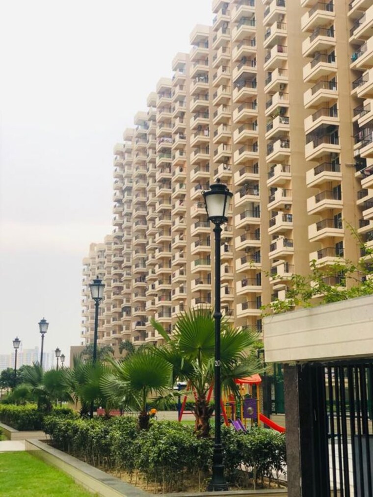 Exterior View, gaur-yamuna-city 2 Bedroom 1040 Sq.Ft. Apartment In Gaur Yamuna City Greater Noida 9973161