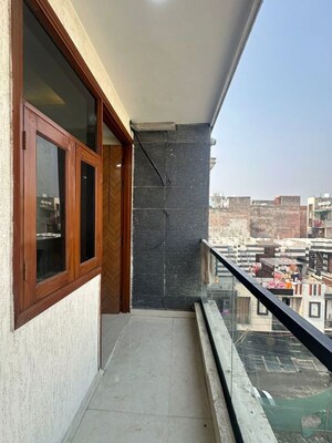 Balcony in 3 BHK Apartment at Dwarka Mor – for Rent