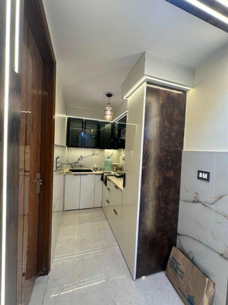 Kitchen, dwarka mor 3 Bedroom 900 Sq.Ft. Apartment In Dwarka Mor Delhi 9951055