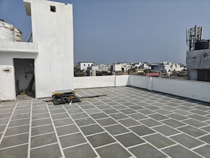 Terrace in 3 BHK Builder Floor at Azadpur – for Sale