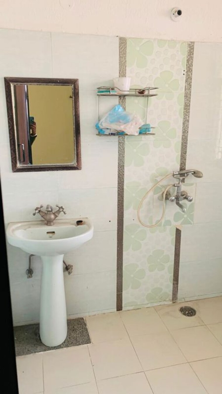 Bathroom, patiala road 3 Bedroom 1750 Sq.Ft. Independent House In Patiala Road Zirakpur 9973255