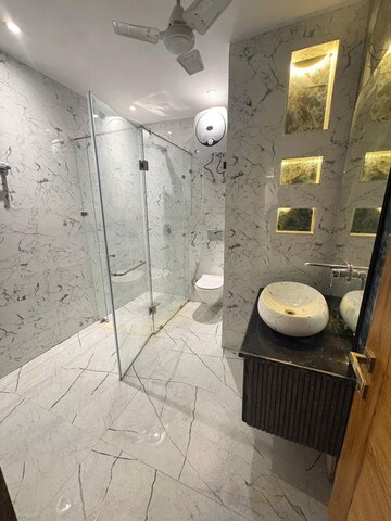 Bathroom in 4 BHK Apartment at ASF Center, Udyog Vihar Phase 4 – for Rent