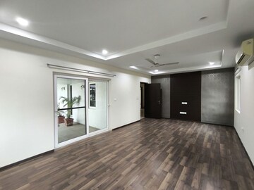 Room in 4 BHK Villa at Rajapushpa Open Skies, Kokapet – for Rent