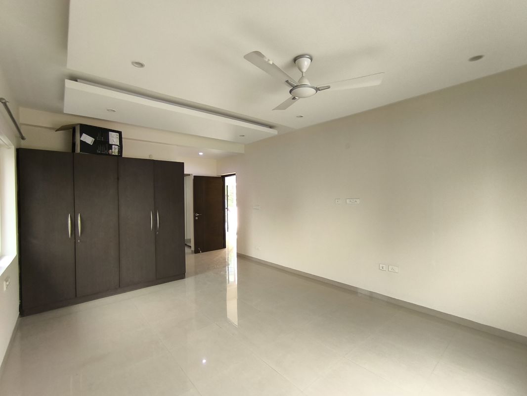 4 BHK + Pooja Room,Servant Room,Study Room,Extra Room 5100 Sq.Ft. Villa in Rajapushpa Open Skies