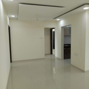 Room in 2.5 BHK Apartment at DLH Udaka Heights Goregaon West, Goregaon West – for Sale