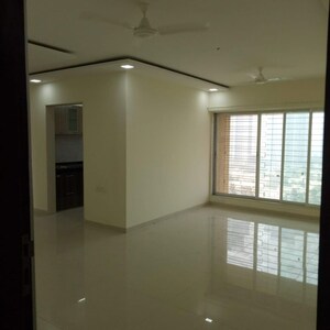 Room in 2.5 BHK Apartment at DLH Udaka Heights Goregaon West, Goregaon West – for Sale