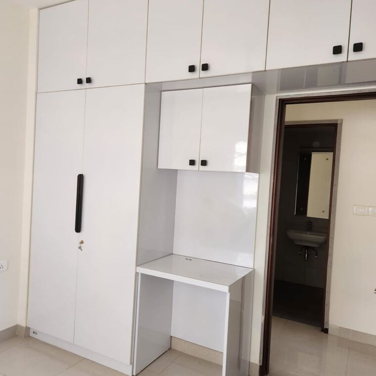 Bathroom, sobha-palm-courts 3 Bedroom 1500 Sq.Ft. Apartment In Kogilu Road Bangalore 9973354