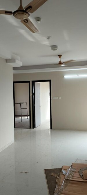 2 BHK Apartment For Rent in Sethia Kalpavruksh Heights, Kandivali West