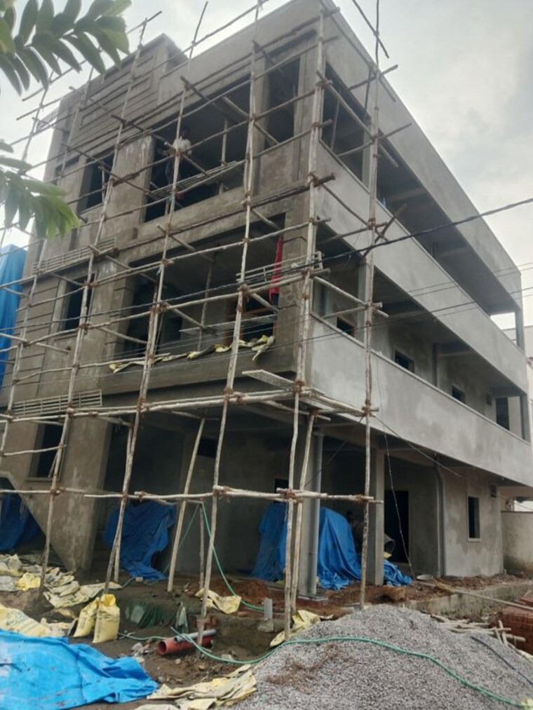 Exterior View, suraram colony 6+ Bedroom 103 Sq.Yd. Independent House In Suraram Colony Hyderabad 9973687