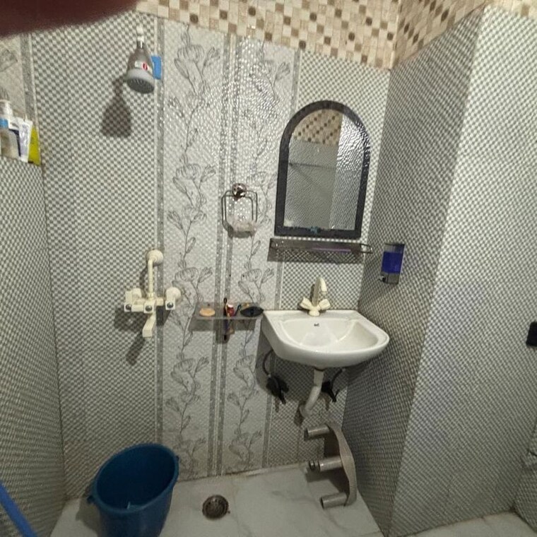 Bathroom, express-view-apartment 2 Bedroom 1150 Sq.Ft. Apartment In Sector 92 Noida 9973756