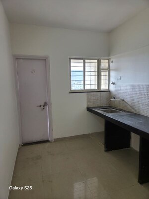 Room in 2 BHK Apartment at Raichandani Aura, Kharadi – for Rent