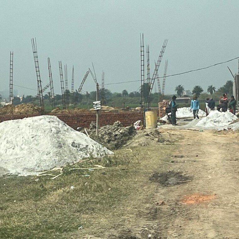 Exterior View, bharat colony  82 Sq.Yd. Plot In Bharat Colony Faridabad 9973769