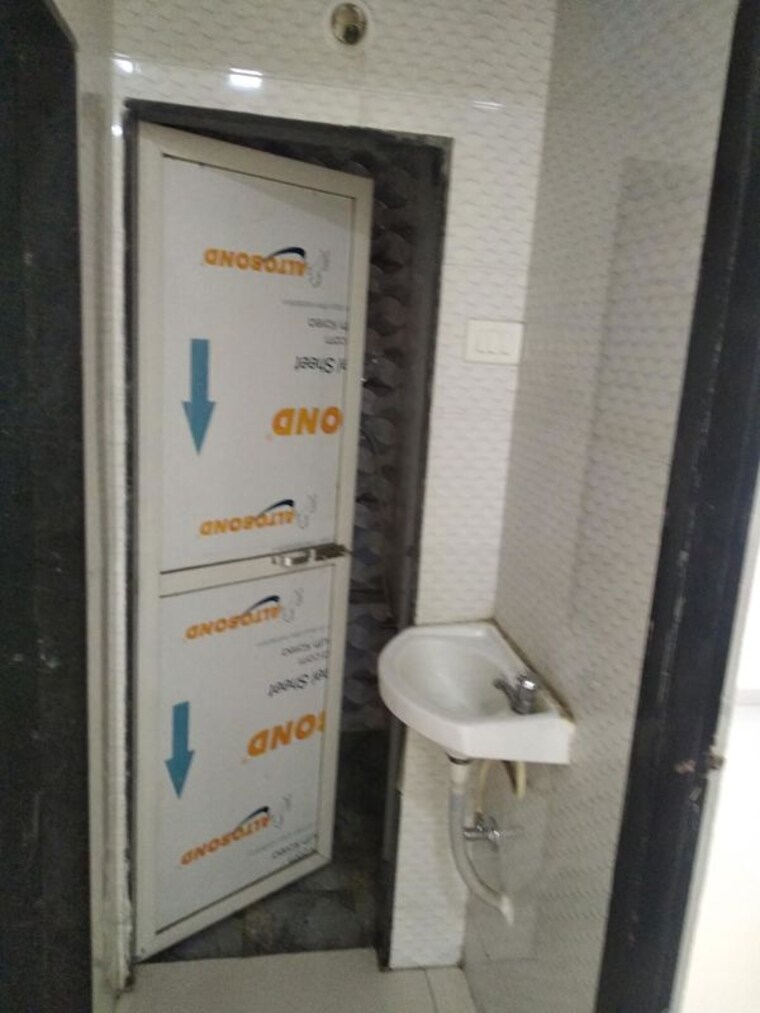 Bathroom, krishna-angan-complex 1 Bedroom 666 Sq.Ft. Apartment In New Panvel Navi Mumbai 9973902
