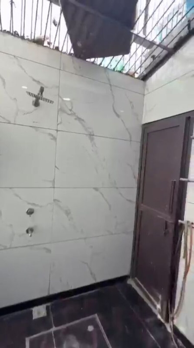 Bathroom, niti khand i 3 Bedroom 1450 Sq.Ft. Independent House In Niti Khand I Ghaziabad 9974113