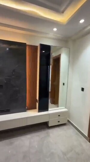 Furnished Amenities in 3 BHK Independent House at Niti Khand I – for Sale