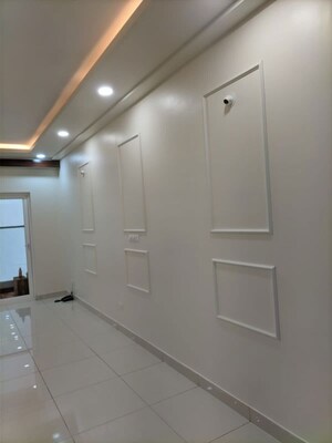 Furnished Amenities in 2 BHK Apartment at Prestige North Point, Kammanahalli – for Rent