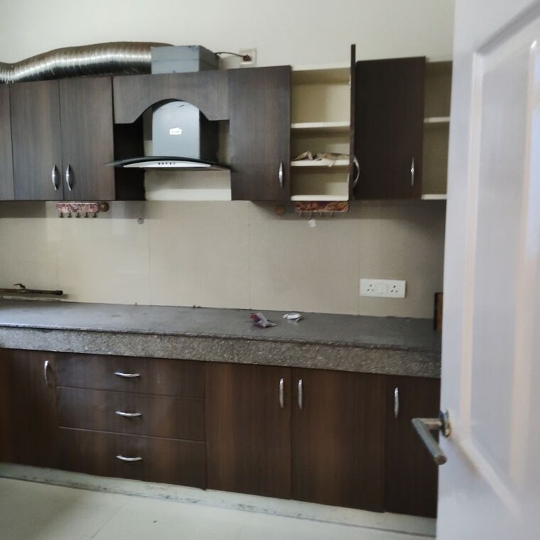 Kitchen, emaar-mgf-emerald-hills 3 Bedroom 1410 Sq.Ft. Apartment In Sector 65 Gurgaon 9974405