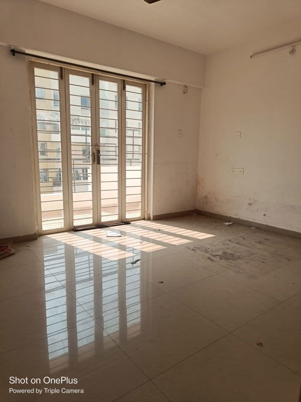 2 BHK + Servant Room Apartment For Rent in Palladium Homes